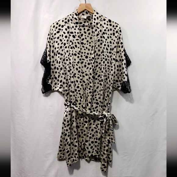 Vintage Natori Animal Print Silk Robe Women's P Ivory Black Retro 90s Y2K Slip - Picture 1 of 8